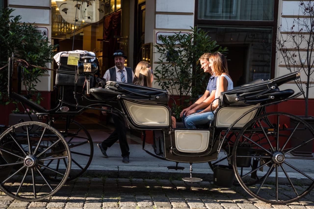 Theaterhotel & 4* Viena