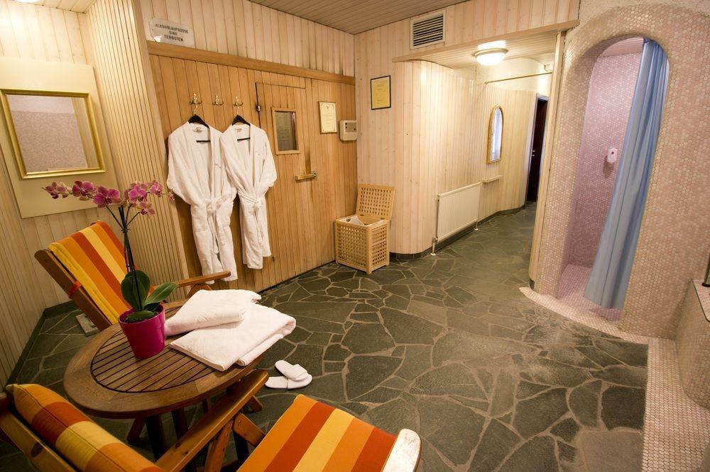 Theaterhotel & Hotel Viena