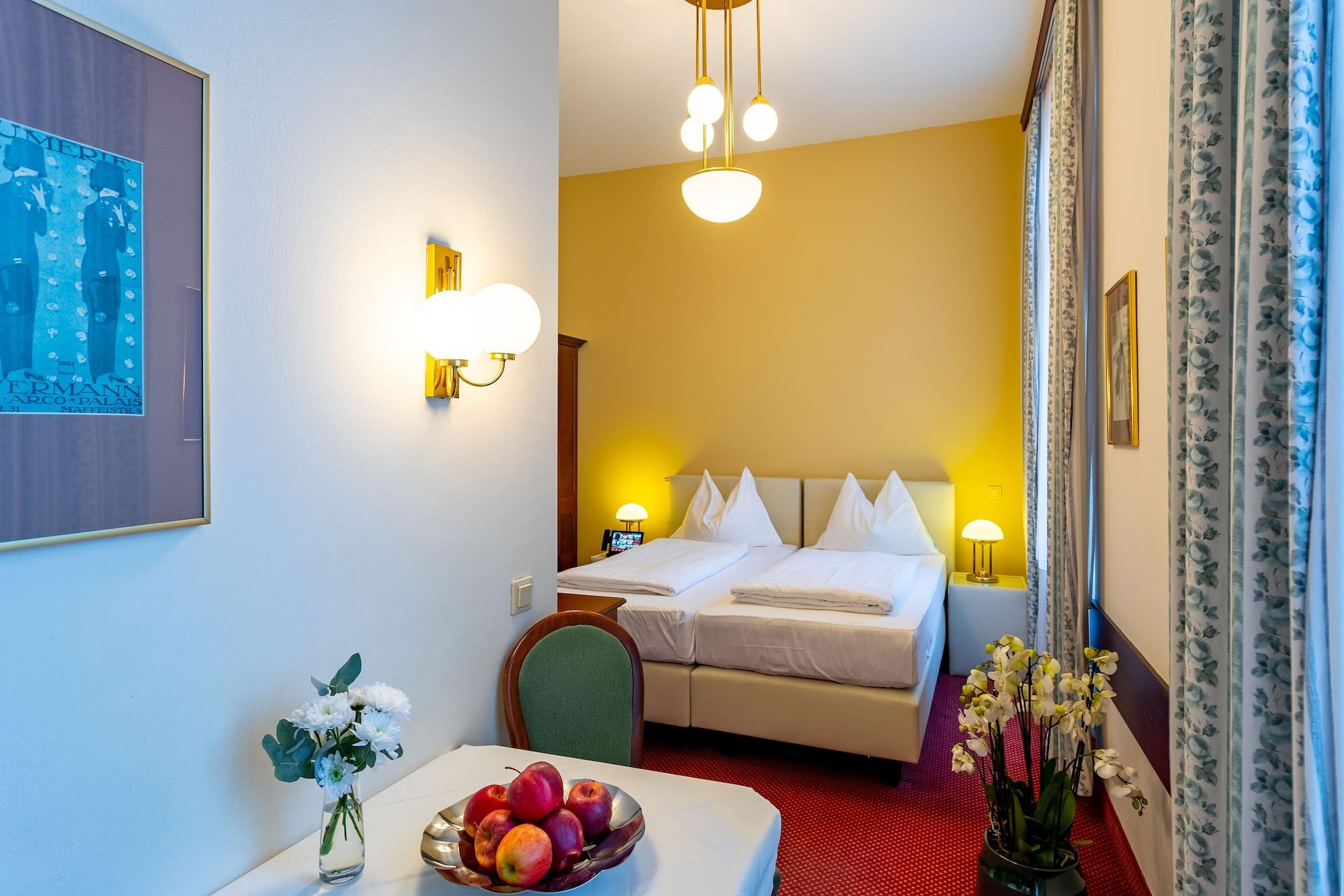 Theaterhotel & 4* Viena